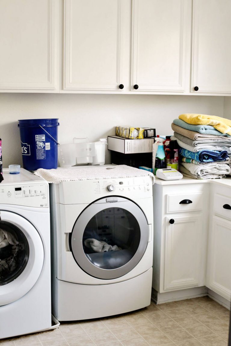 How to Organize Your Laundry Room from 30daysblog